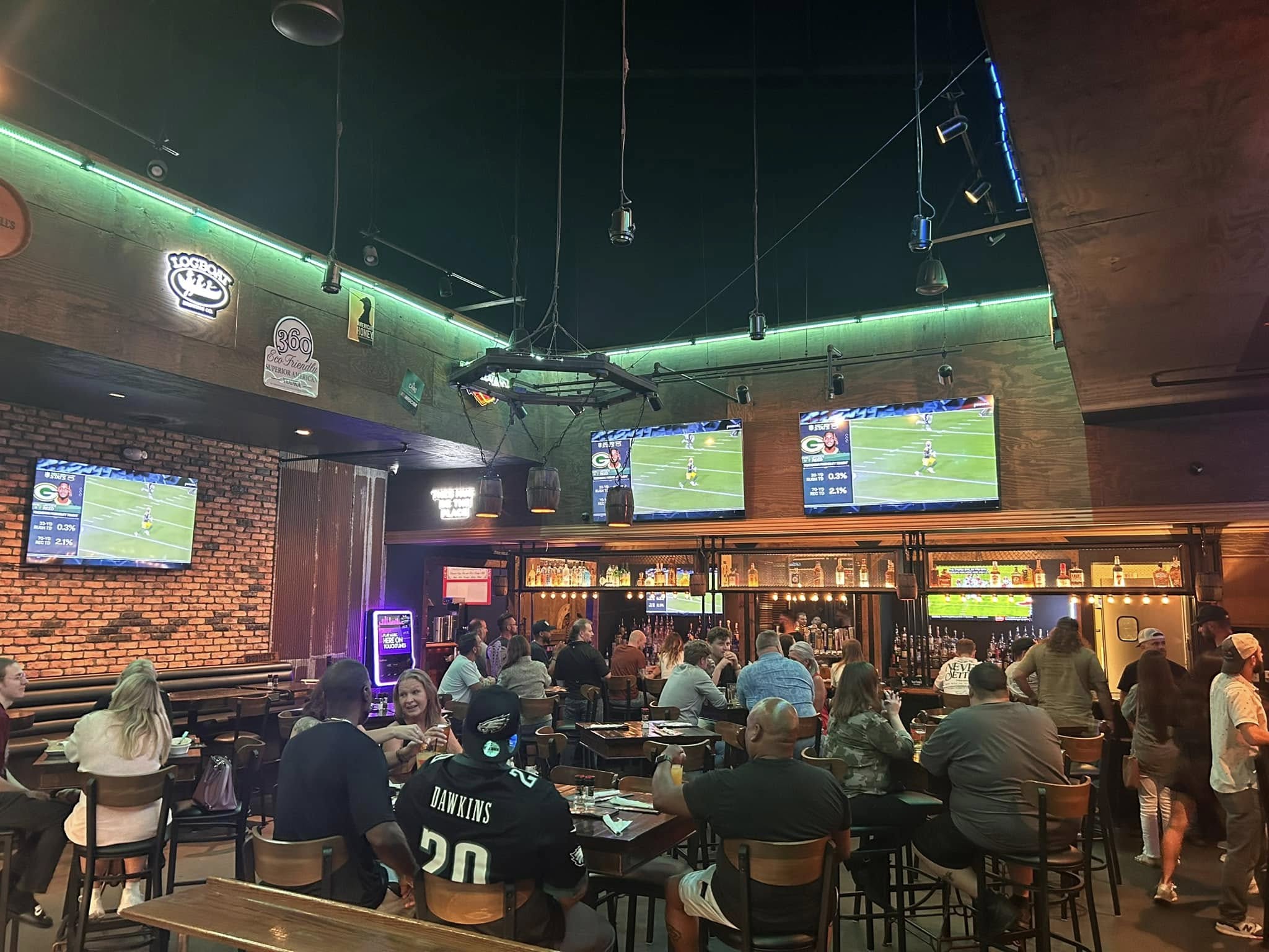 Bar photo 2